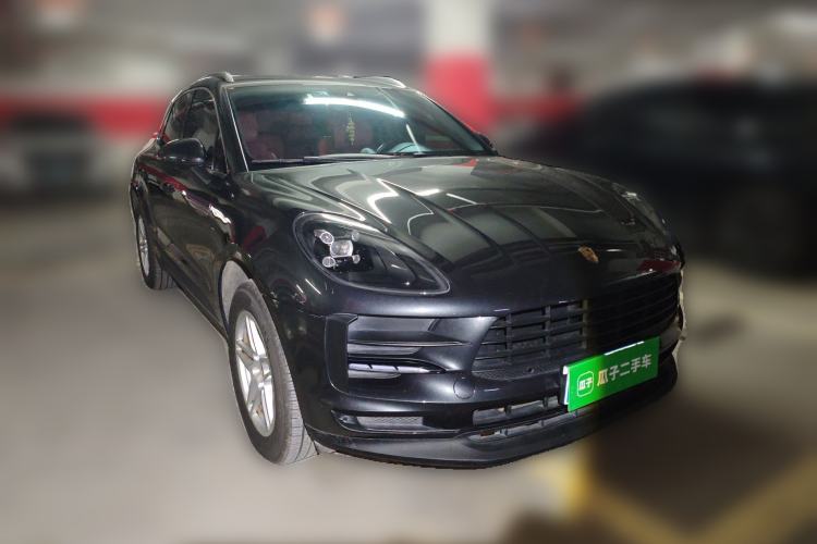 Used Porsche Macan 2020 Macan 2.0T Front Right 45 Deg