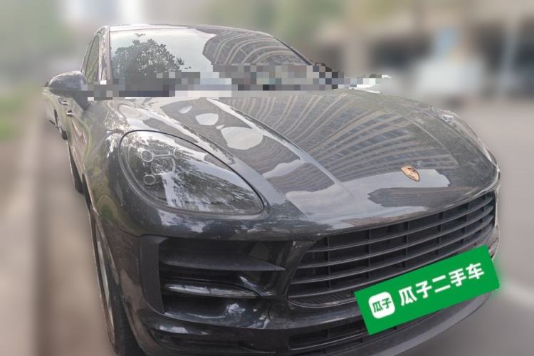 Used Porsche Macan 2020 Macan 2.0T Front Right 45 Deg