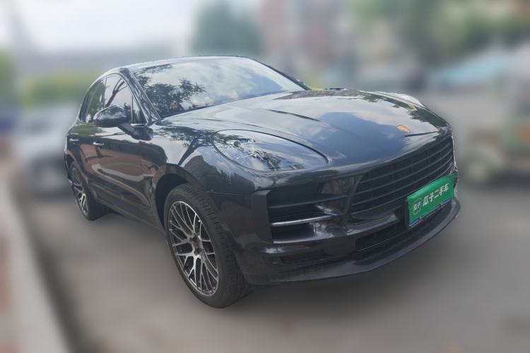 Used Porsche Macan 2020 Macan 2.0T Front Right 45 Deg
