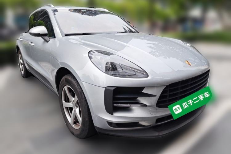 Used Porsche Macan 2020 Macan 2.0T Front Right 45 Deg
