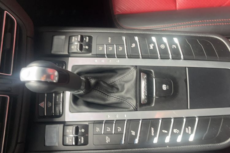 Used Porsche Macan 2020 Macan 2.0T Gear Lever