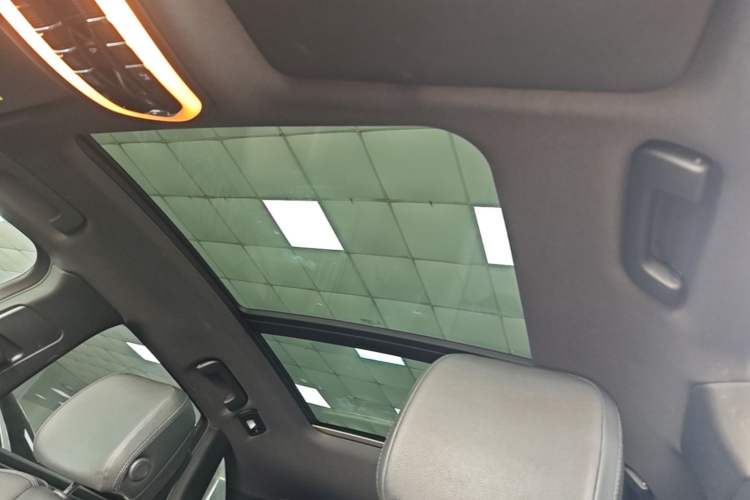 Used Porsche Macan 2020 Macan 2.0T Headliner