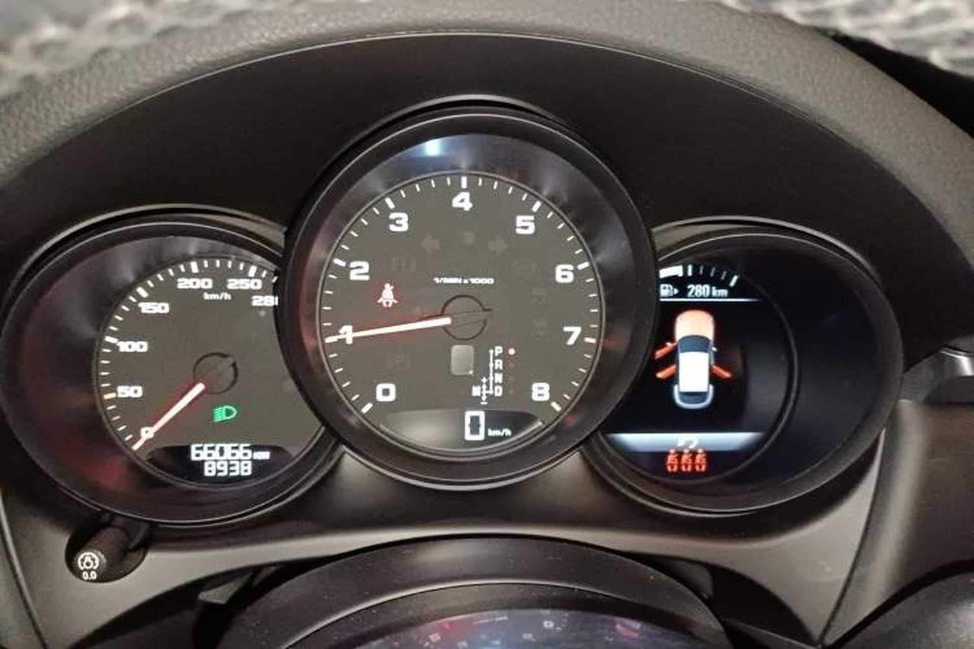 Used Porsche Macan 2020 Macan 2.0T Instrument Cluster