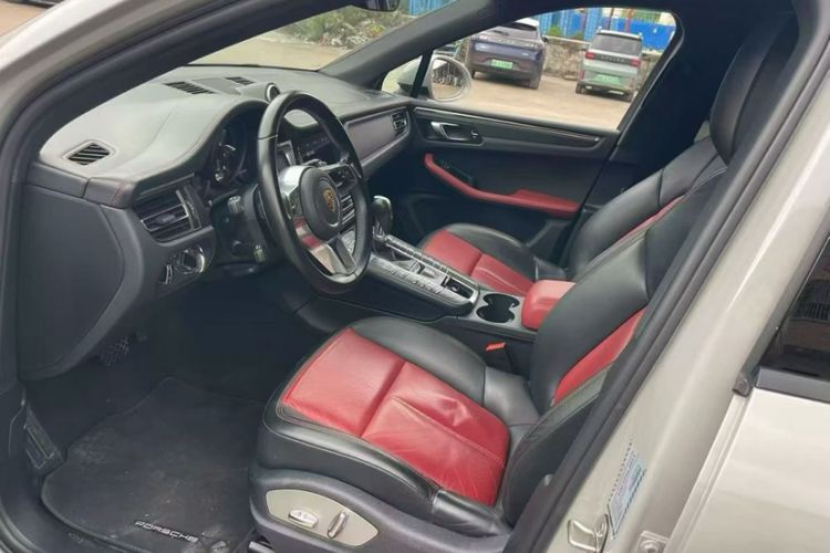 Used Porsche Macan 2020 Macan 2.0T Interior 2