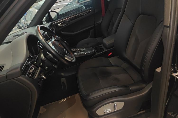 Used Porsche Macan 2020 Macan S 3.0T Left Front Seat