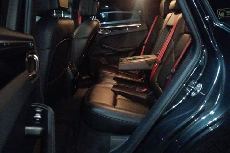 Used Porsche Macan 2020 Macan S 3.0T Left Rear Seat