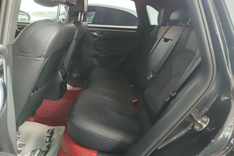 Used Porsche Macan 2020 Macan 2.0T Left Rear Seat