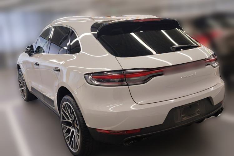 Used Porsche Macan 2020 Macan 2.0T Rear Left 45 Deg