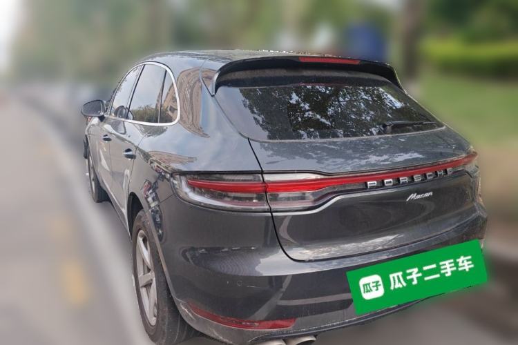 Used Porsche Macan 2020 Macan 2.0T Rear Left 45 Deg