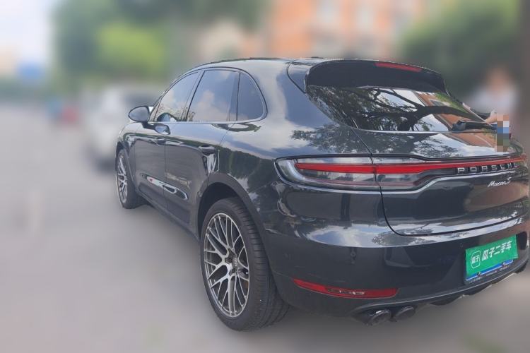 Used Porsche Macan 2020 Macan 2.0T Rear Left 45 Deg
