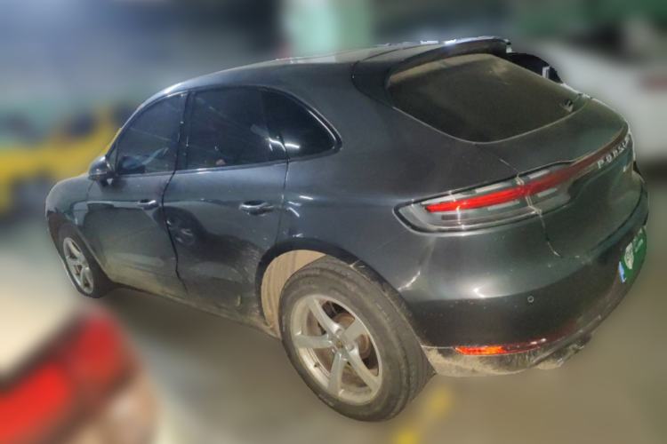Used Porsche Macan 2020 Macan 2.0T Rear Left 45 Deg