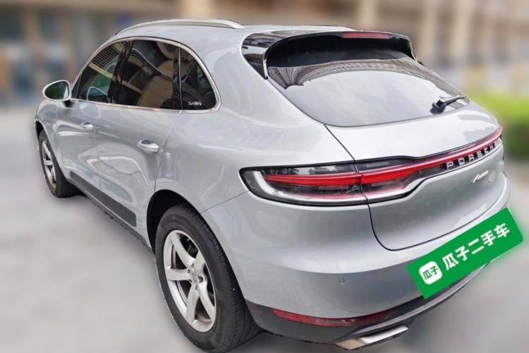 Used Porsche Macan 2020 Macan 2.0T Rear Left 45 Deg