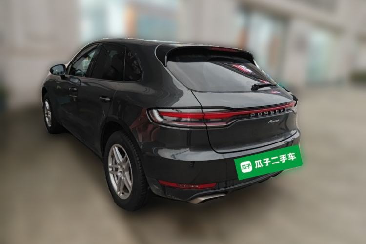 Used Porsche Macan 2020 Macan 2.0T Rear Left 45 Deg