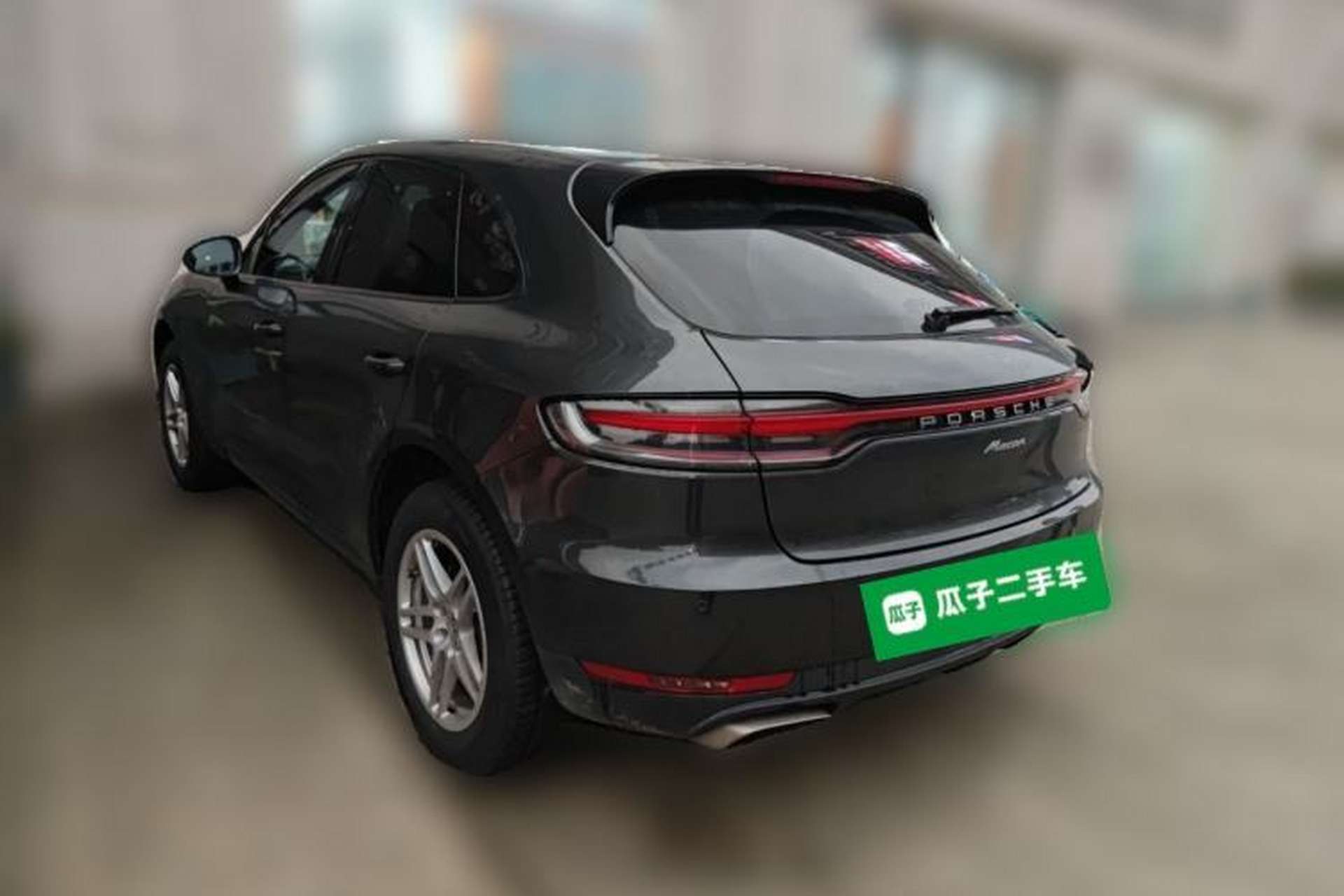 Used Porsche Macan 2020 Macan 2.0T Rear Left 45 Deg