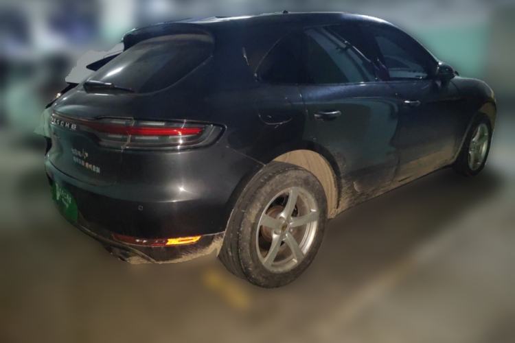 Used Porsche Macan 2020 Macan 2.0T Rear Right 45 Deg
