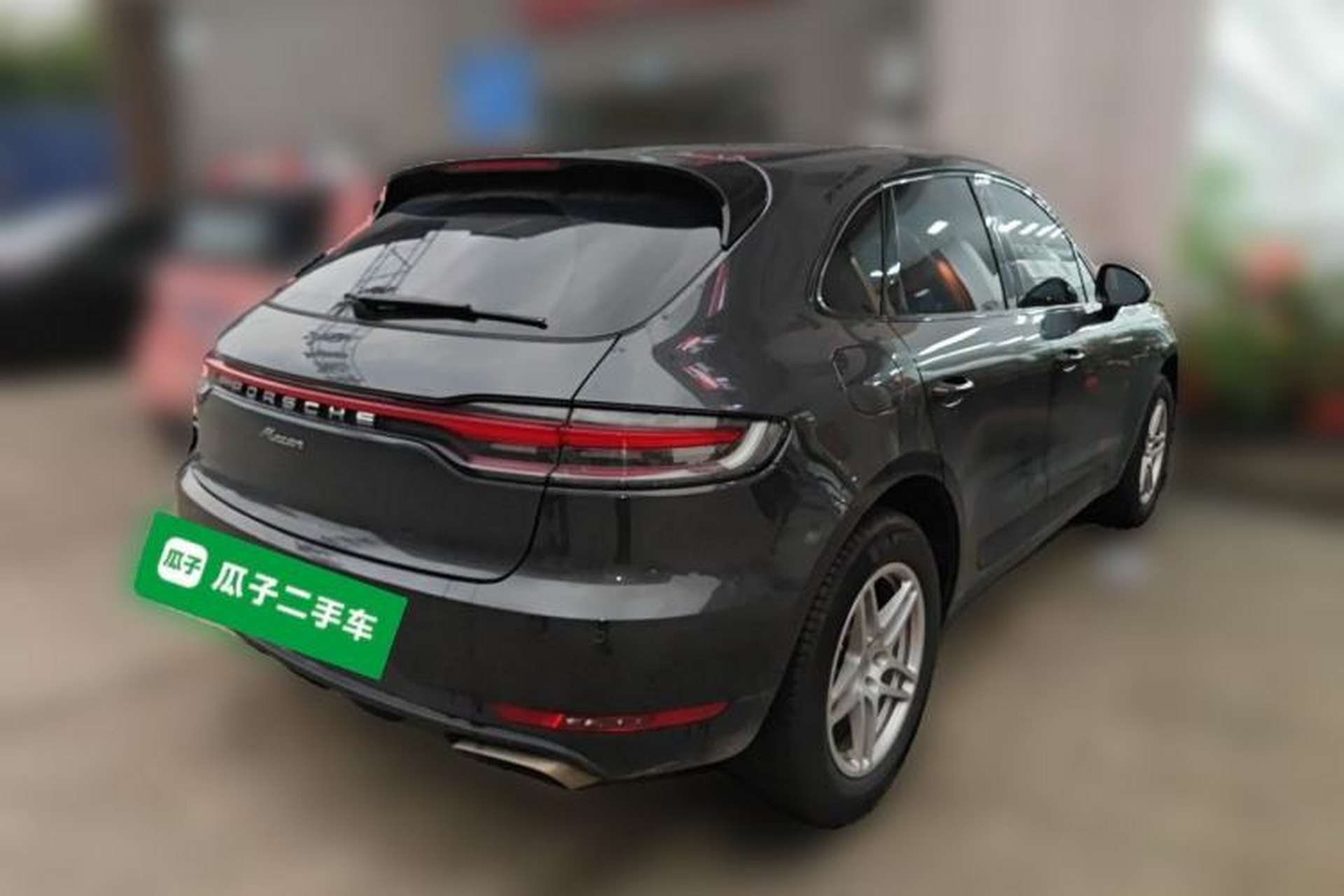 Used Porsche Macan 2020 Macan 2.0T Rear Right 45 Deg