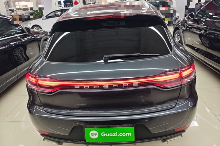 Used Porsche Macan 2020 Macan 2.0T Rear