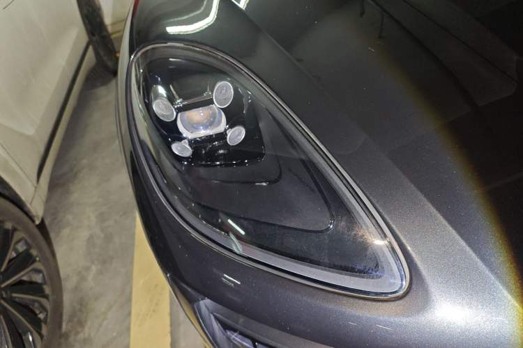 Used Porsche Macan 2020 Macan 2.0T Right Front Headlight