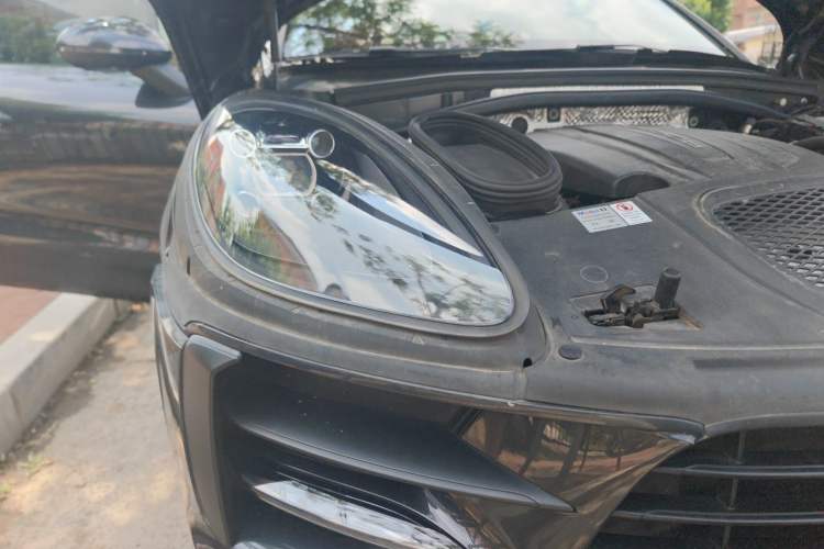 Used Porsche Macan 2020 Macan 2.0T Right Front Headlight
