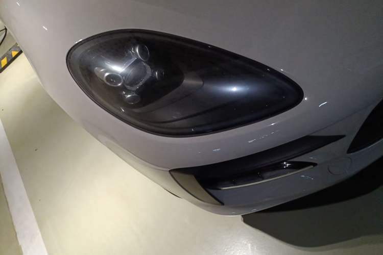 Used Porsche Macan 2020 Macan 2.0T Right Front Headlight