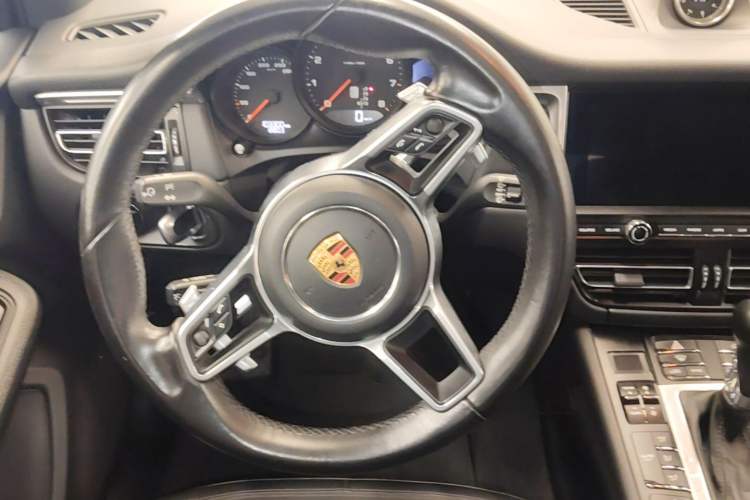 Used Porsche Macan 2020 Macan 2.0T Steering Wheel