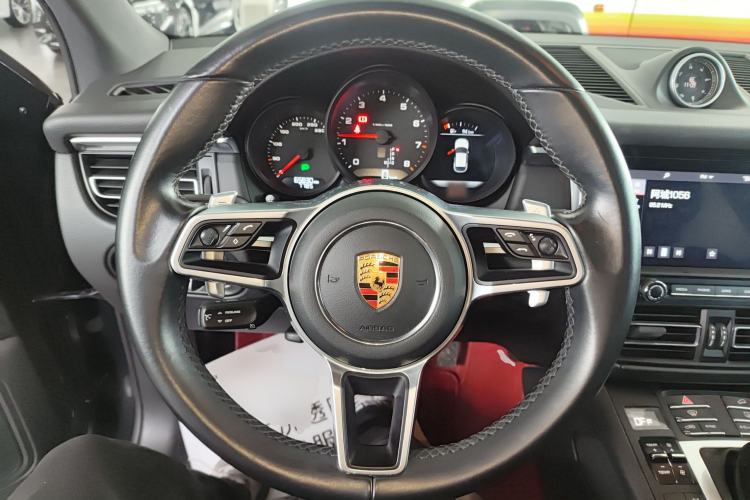 Used Porsche Macan 2020 Macan 2.0T Steering Wheel
