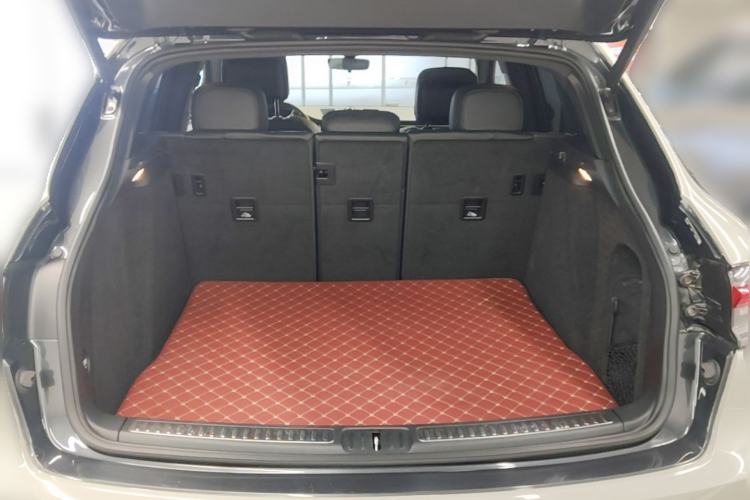 Used Porsche Macan 2020 Macan 2.0T Trunk