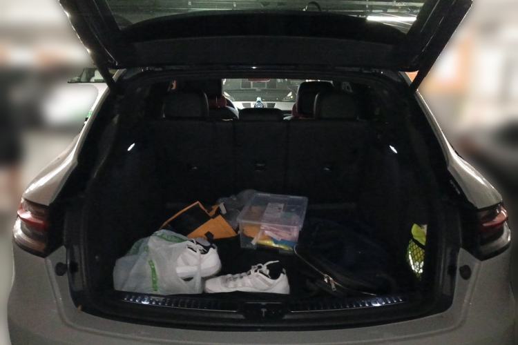 Used Porsche Macan 2020 Macan 2.0T Trunk