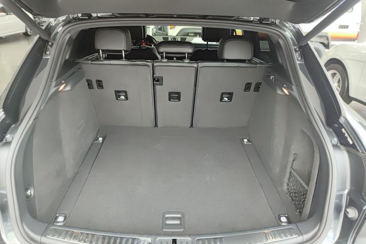 Used Porsche Macan 2020 Macan 2.0T Trunk