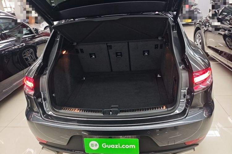 Used Porsche Macan 2020 Macan 2.0T Trunk