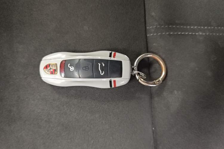 Used Porsche Macan 2020 Macan 2.0T Vehicle Key