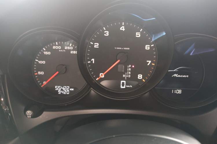 Used Porsche Macan 2020 Macan 2.0T Instrument Cluster