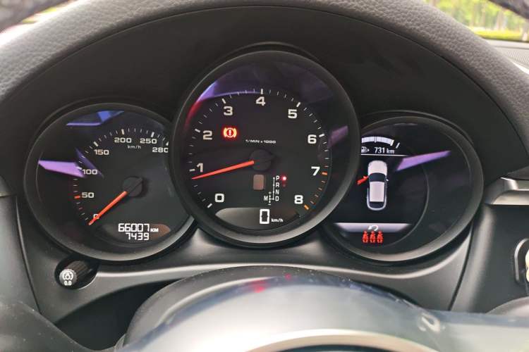 Used Porsche Macan 2020 Macan 2.0T Instrument Cluster