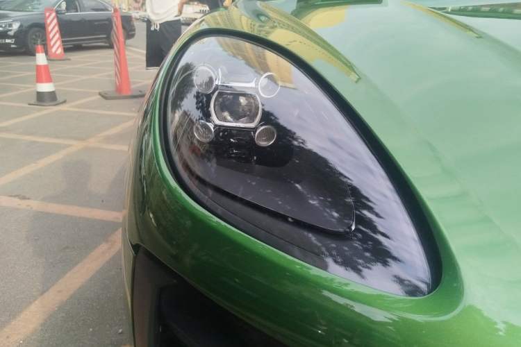 Used Porsche Macan 2020 Macan S 3.0T Right Front Headlight