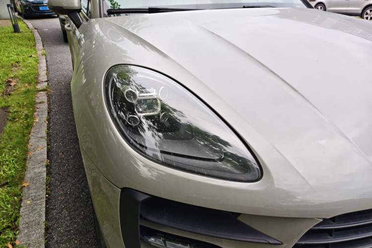 Used Porsche Macan 2020 Macan 2.0T Right Front Headlight
