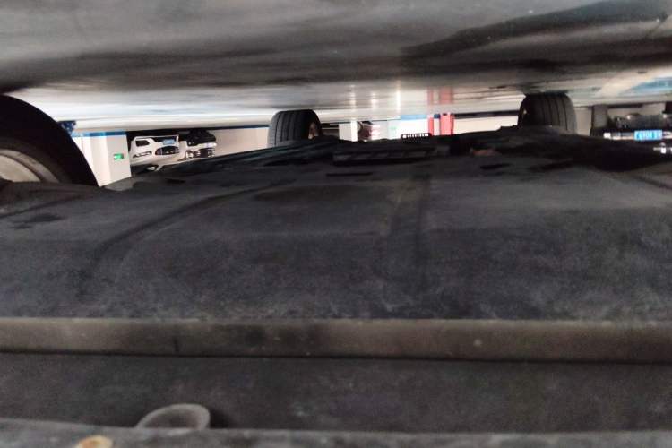 Used Porsche Macan  Chassis Front