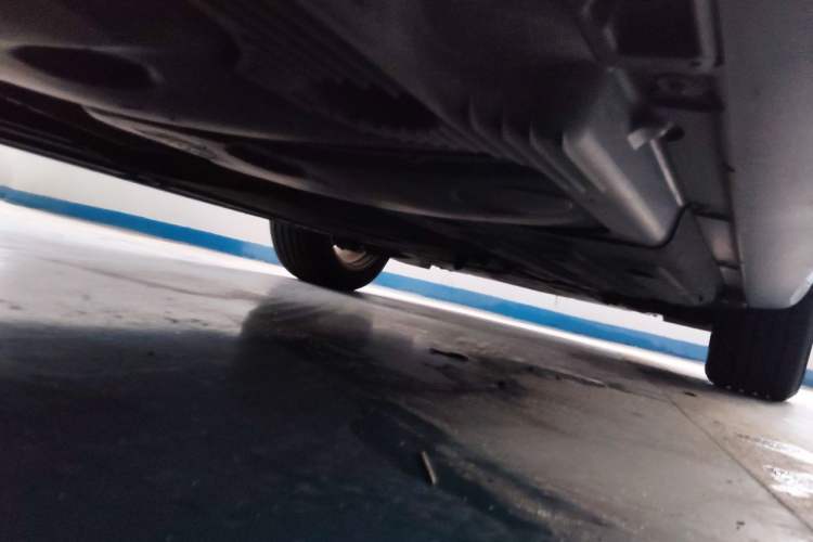 Used Porsche Macan  Chassis Rear Right