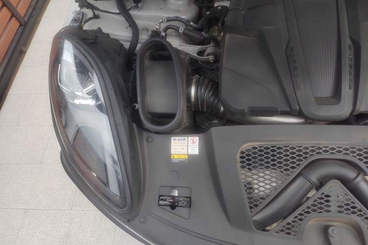 Used Porsche Macan 2020 Macan GTS 2.9T Engine Bay Right