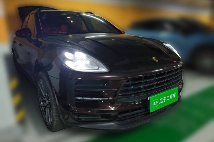 Used Porsche Macan 2020 Macan 2.0T Front Right 45 Deg