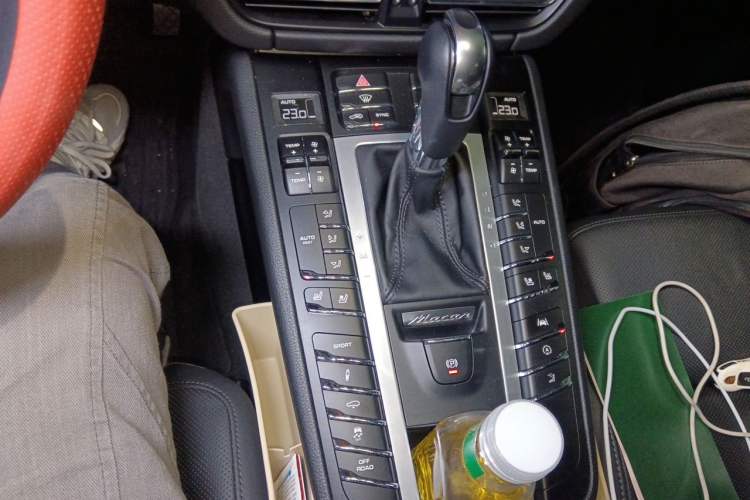 Used Porsche Macan 2020 Macan S 3.0T Gear Lever