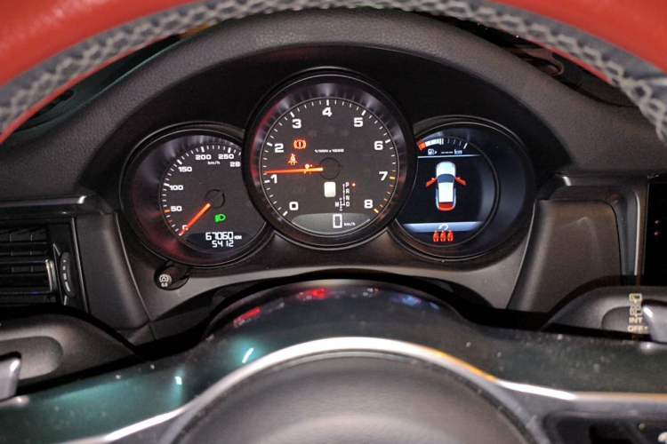 Used Porsche Macan 2020 Macan 2.0T Instrument Cluster