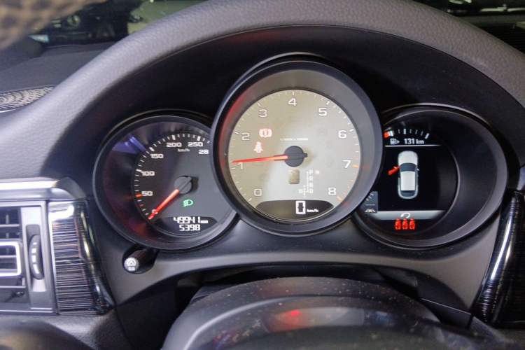 Used Porsche Macan 2020 Macan S 3.0T Instrument Cluster