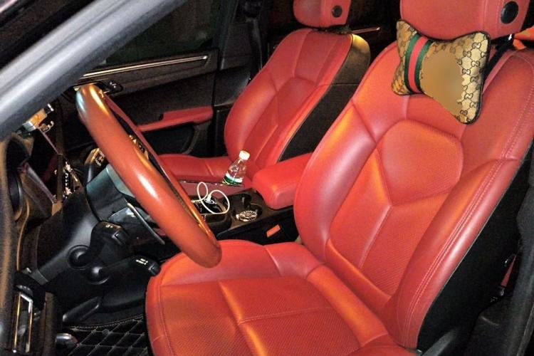 Used Porsche Macan 2020 Macan 2.0T Left Front Seat