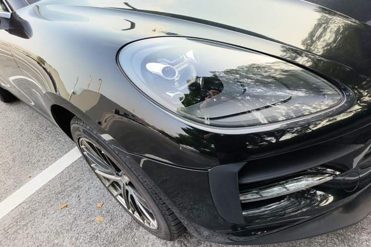 Used Porsche Macan 2020 Macan 2.0T Right Front Headlight