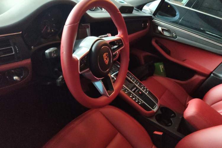 Used Porsche Macan  Steering Wheel