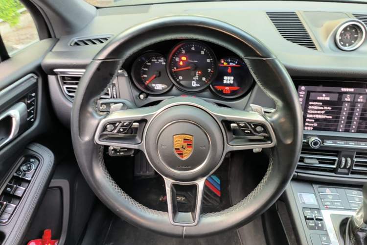 Used Porsche Macan 2020 Macan 2.0T Steering Wheel