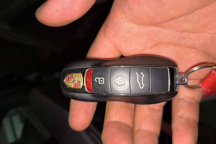 Used Porsche Macan 2020 Macan 2.0T Vehicle Key