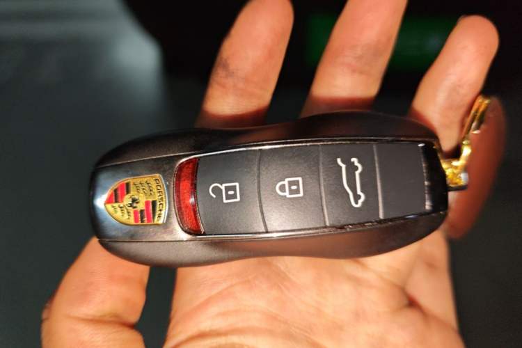 Used Porsche Macan 2020 Macan 2.0T Vehicle Key