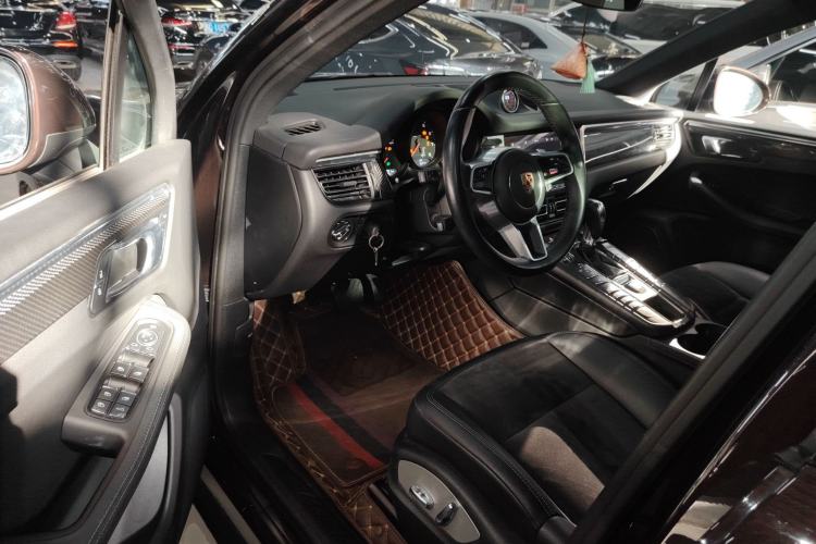 Used Porsche Macan 2020 Macan 2.0T Driver Seat