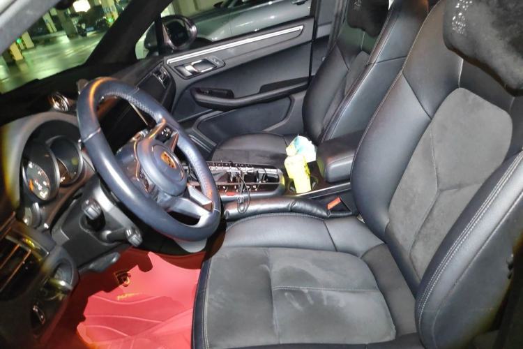 Used Porsche Macan 2020 Macan 2.0T Left Front Seat